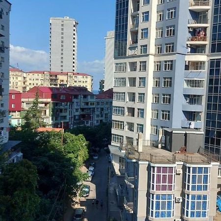 Andrew's Batumi Dual-Room Apartment Exterior photo